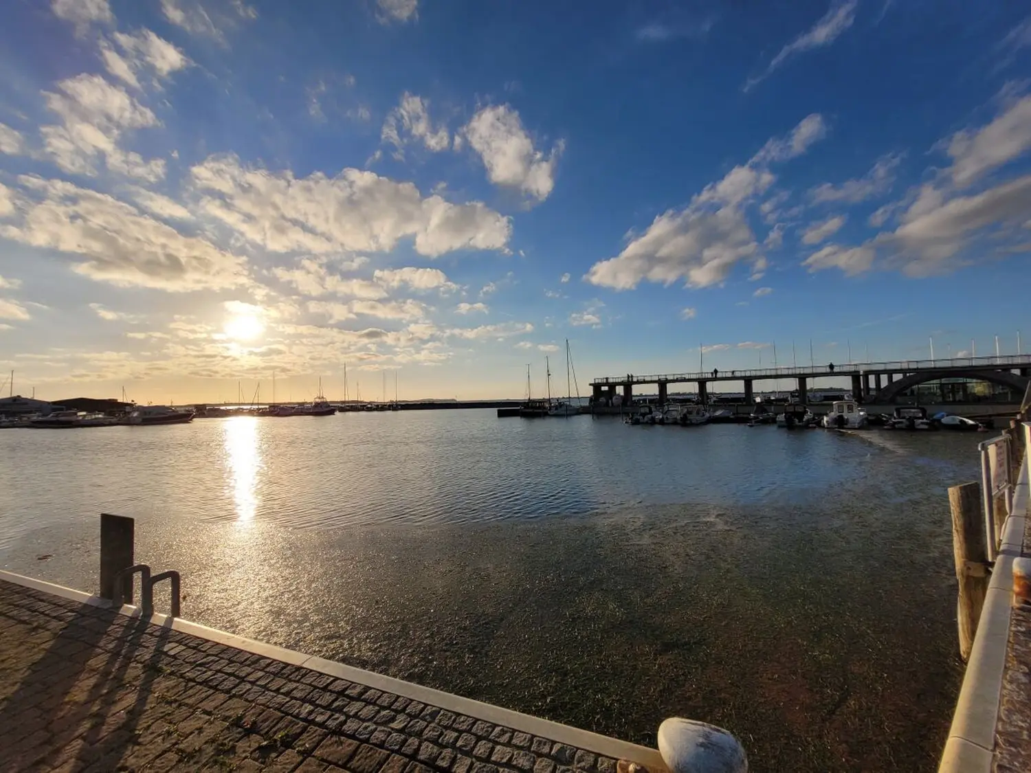 Sonneninsel & Ankerplatz Wiek Ferienwohnungen hafen von wiek