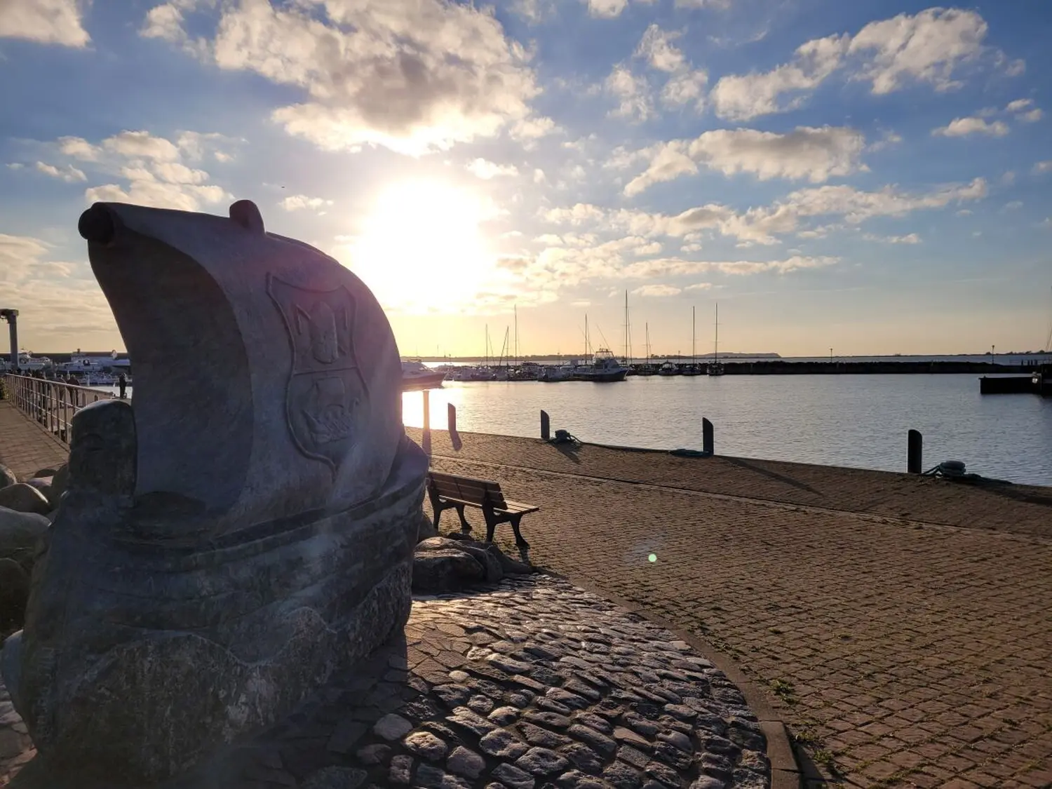 Sonneninsel & Ankerplatz Wiek Ferienwohnungen hafen von wiek